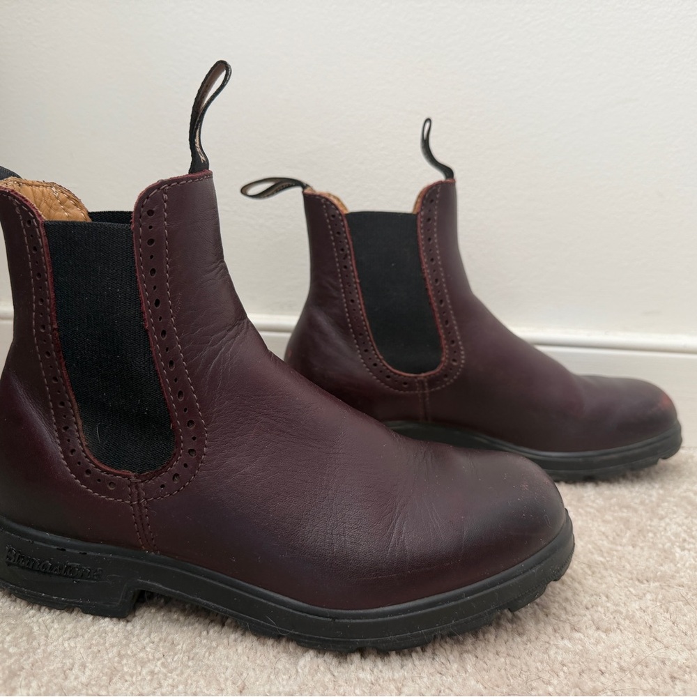Blundstone Dark Red Leather Boots